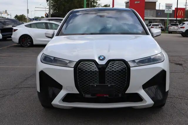 2022 BMW iX