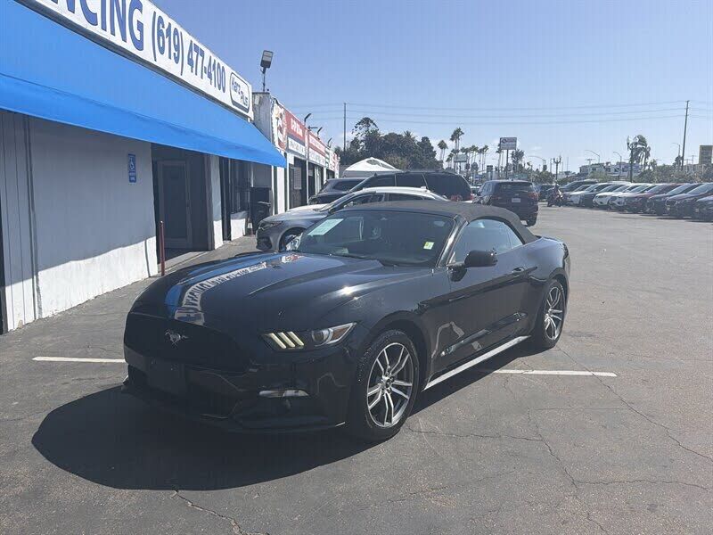 2016 FORD Mustang