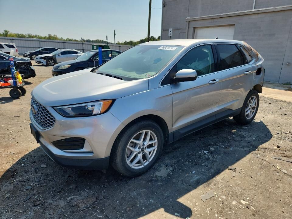 2023 FORD Edge