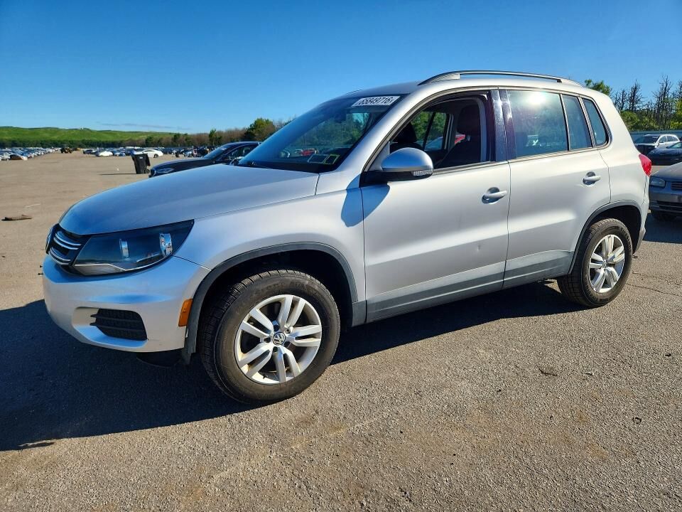 2017 VOLKSWAGEN Tiguan