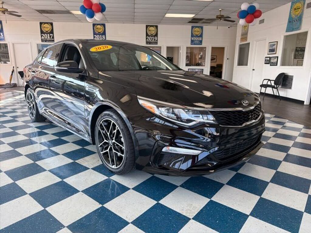2020 KIA Optima