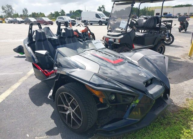 2016 SLINGSHOT Slingshot SL