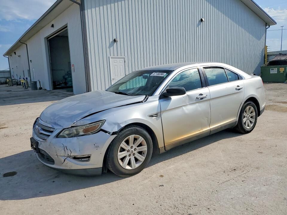 2010 FORD Taurus