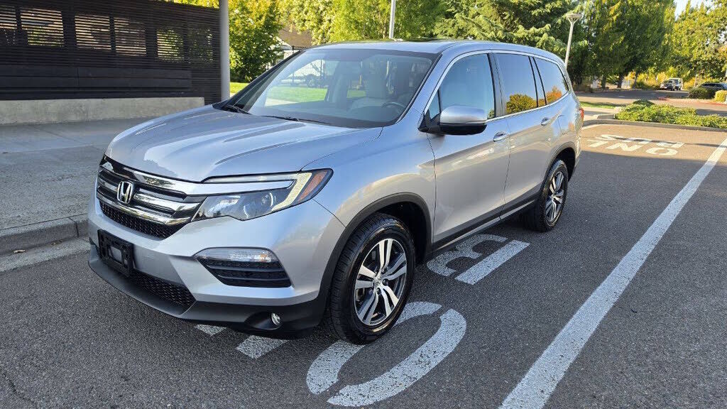 2017 HONDA Pilot