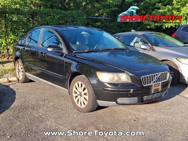 2005 VOLVO S40