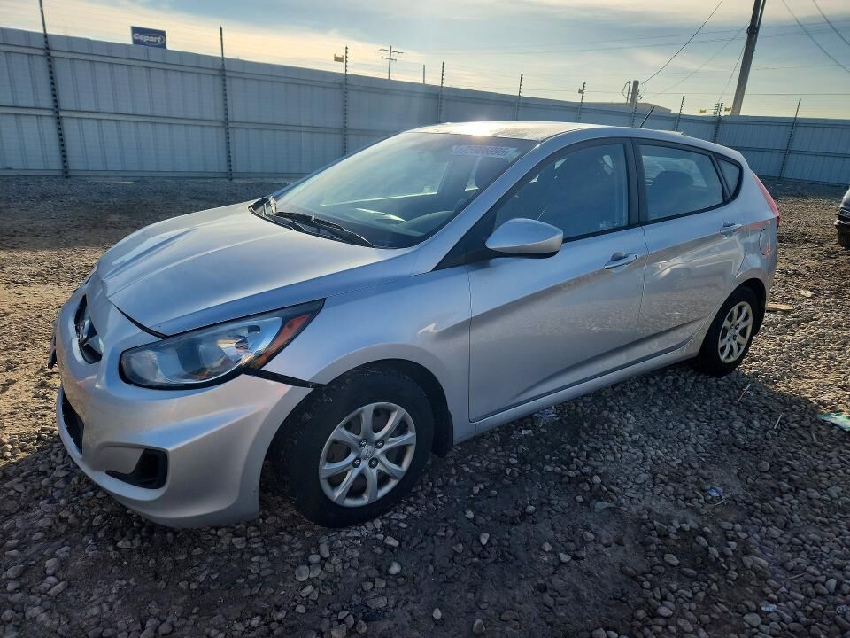 2012 HYUNDAI Accent
