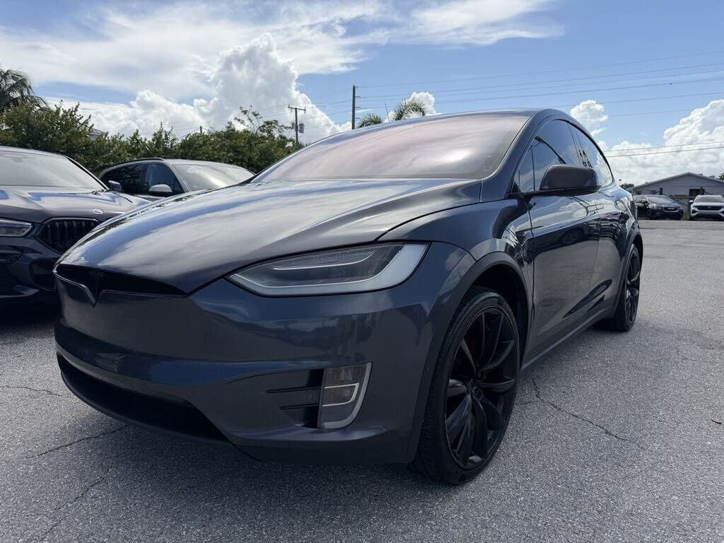2019 TESLA Model X
