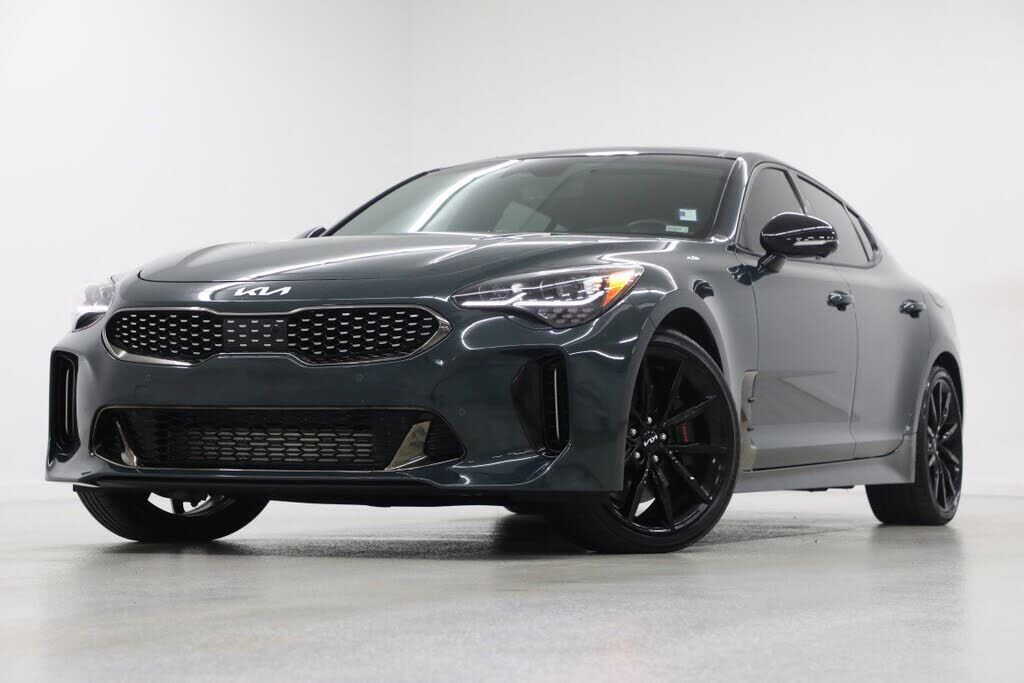 2023 KIA Stinger