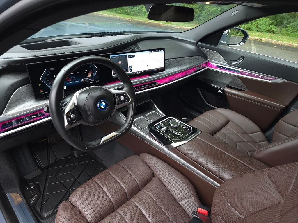 2024 BMW i7