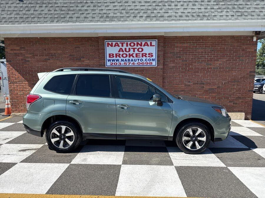 2018 SUBARU Forester