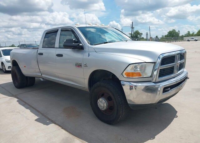 2011 DODGE Ram