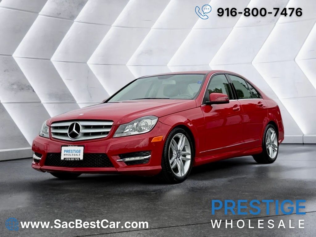 2013 MERCEDES-BENZ C-Class
