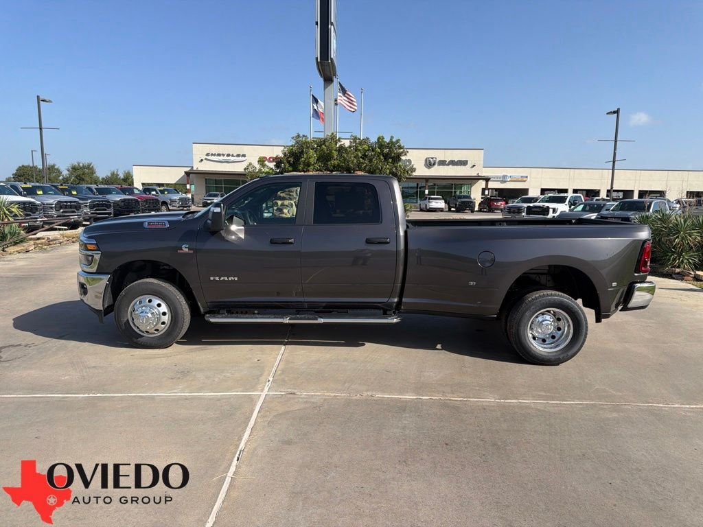 2027 RAM 3500