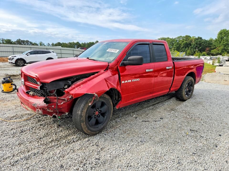 2012 DODGE Ram