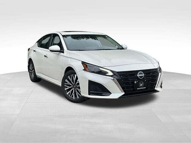 2025 NISSAN Altima