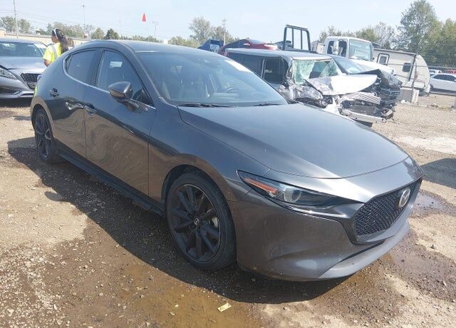 2021 MAZDA Mazda3