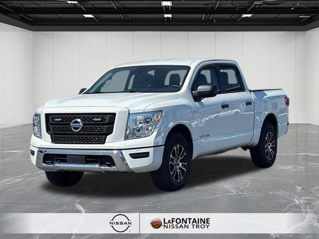 2022 NISSAN Titan