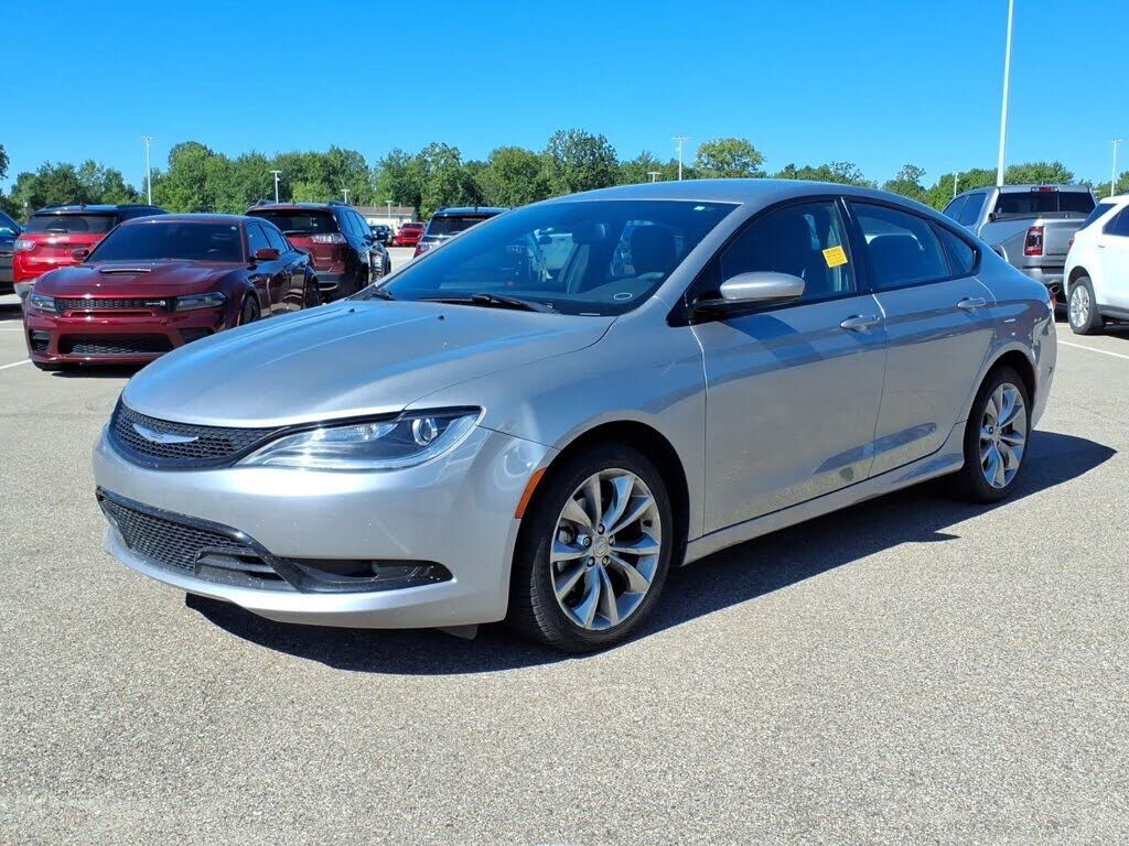 2015 CHRYSLER 200