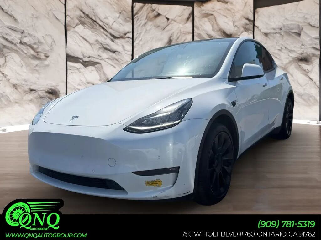 2022 TESLA Model Y