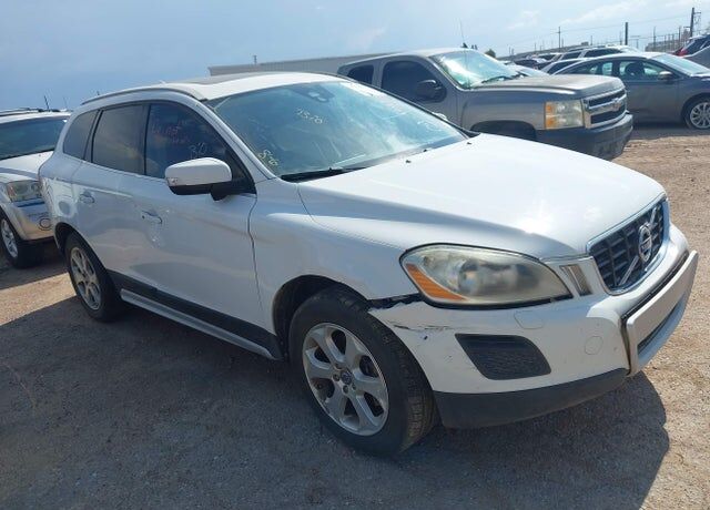 2012 VOLVO XC60