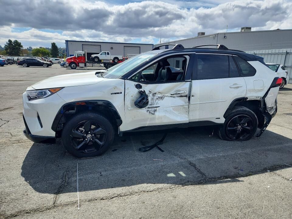 2020 TOYOTA RAV4