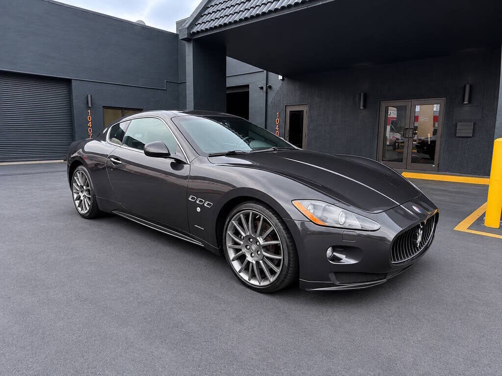 2011 MASERATI Granturismo