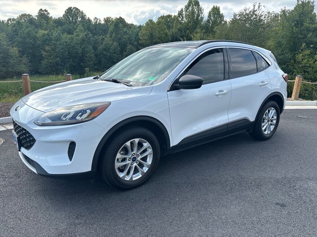 2022 FORD Escape