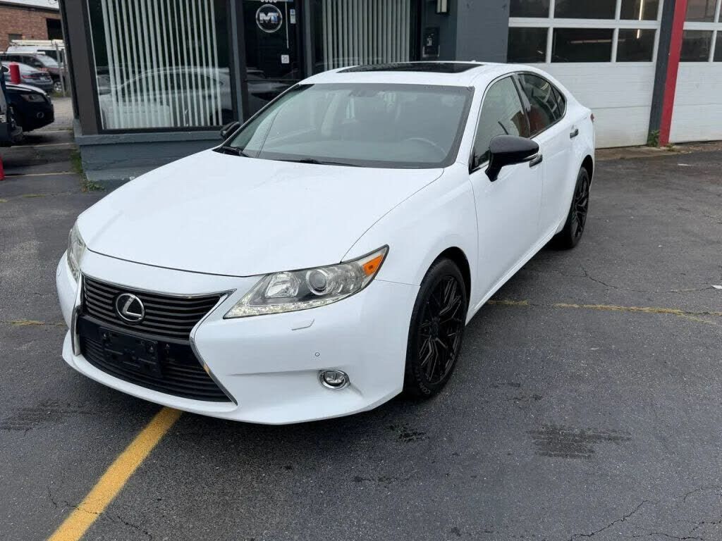 2015 LEXUS ES