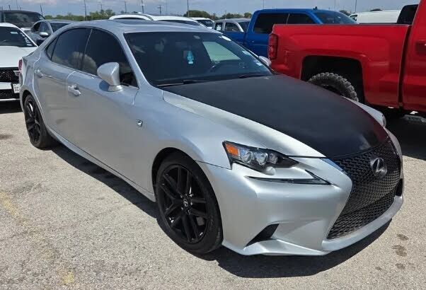 2016 LEXUS IS