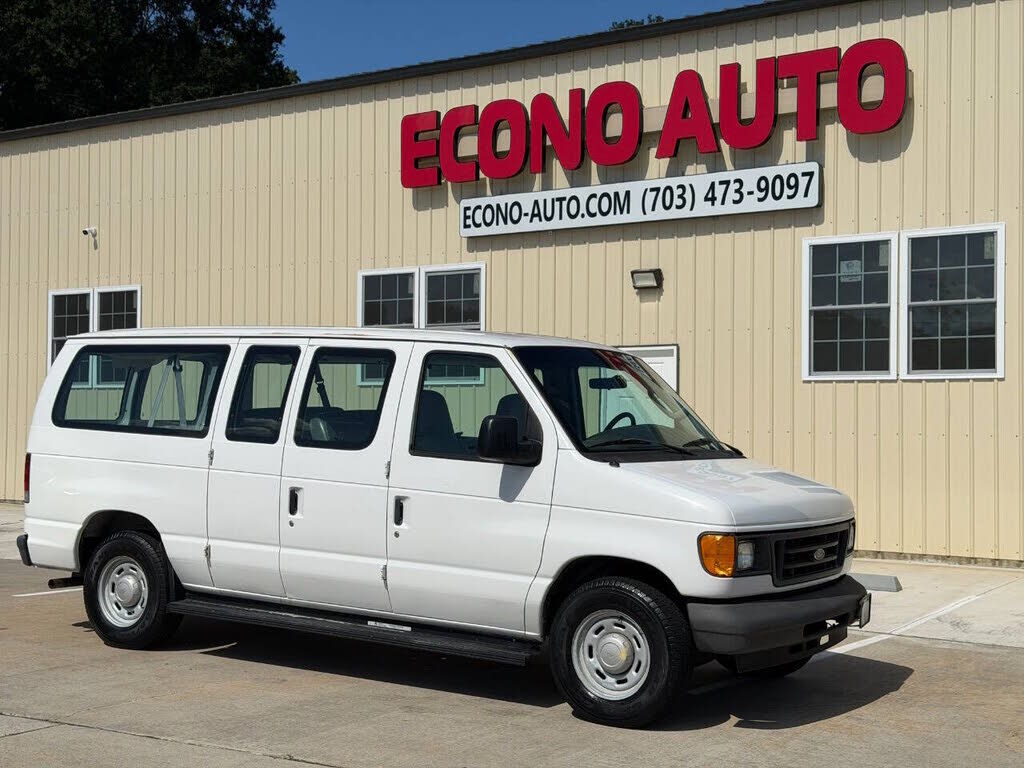 2005 FORD E-150