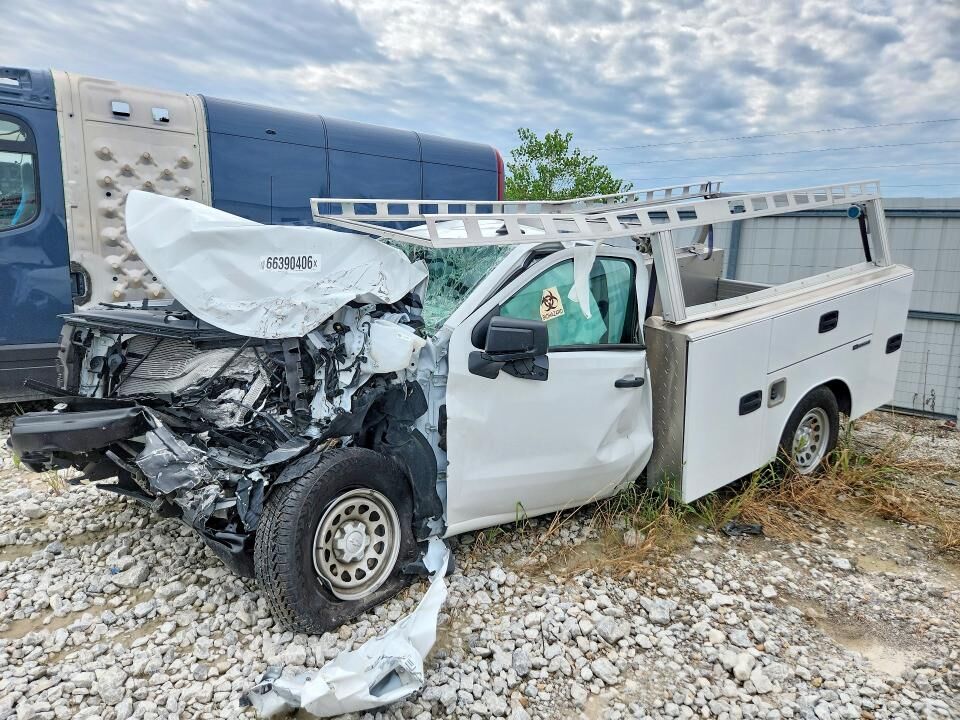 2025 CHEVROLET Silverado