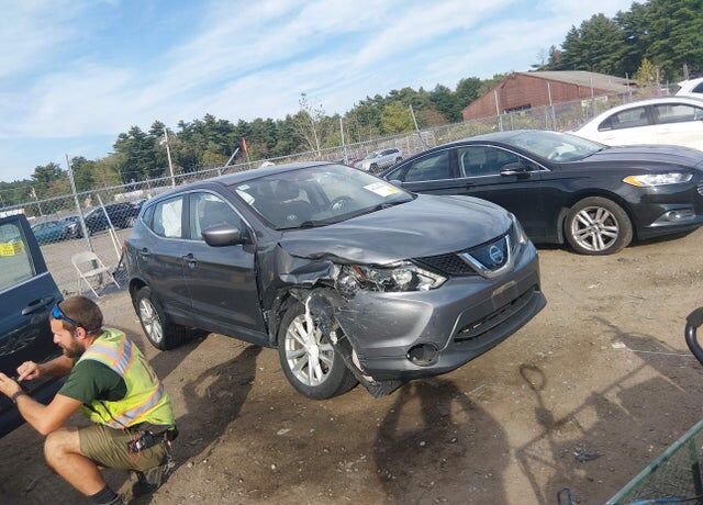 2018 NISSAN Rogue