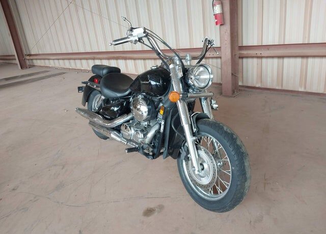 2014 HONDA VT750