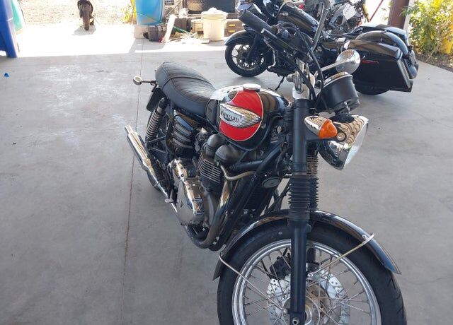 2006 TRIUMPH Bonneville