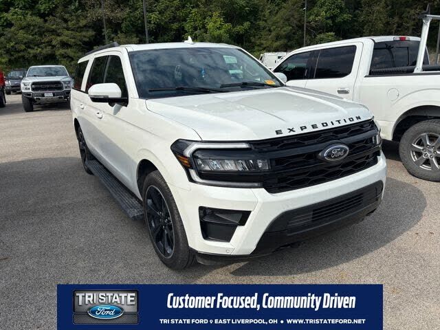 2023 FORD Expedition