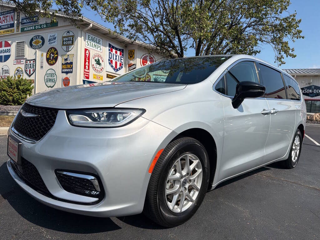 2024 CHRYSLER Pacifica