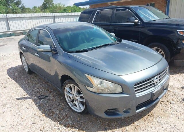 2009 NISSAN Maxima
