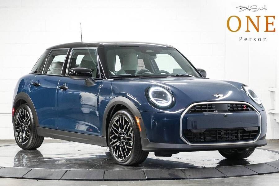 2027 MINI Hardtop