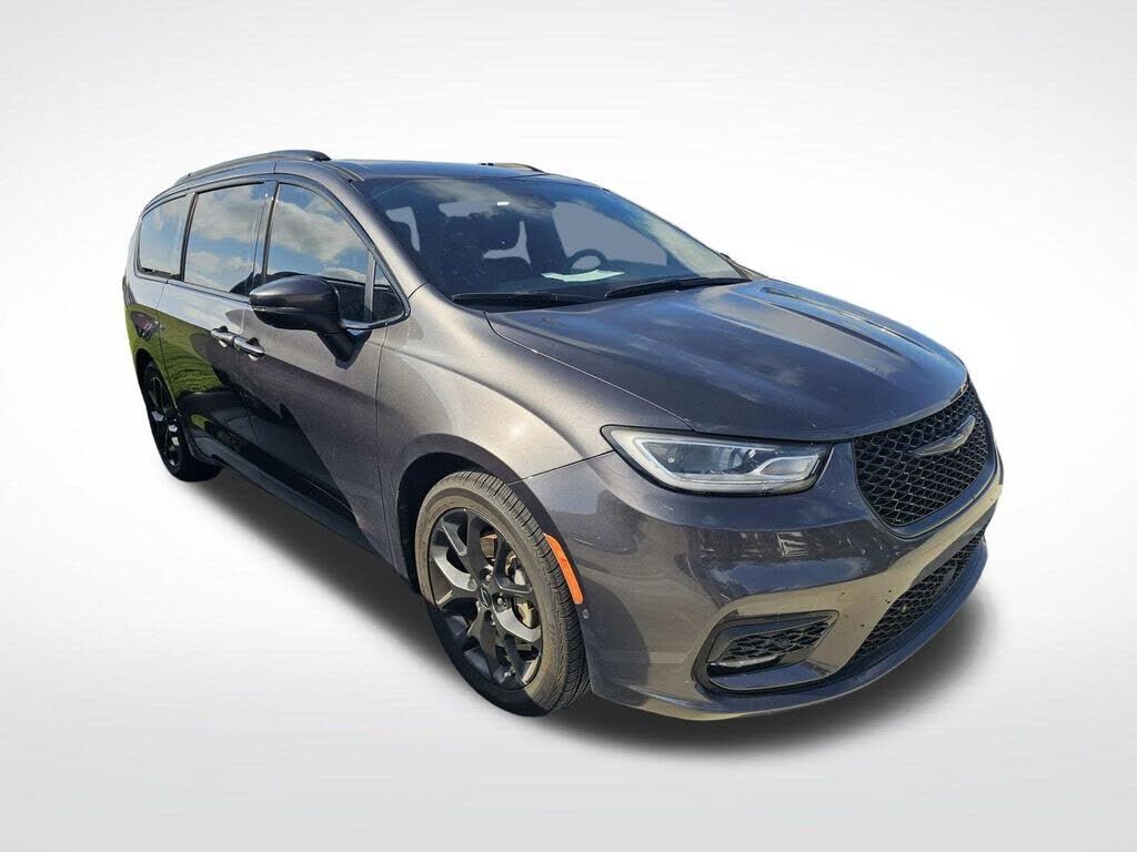 2023 CHRYSLER Pacifica