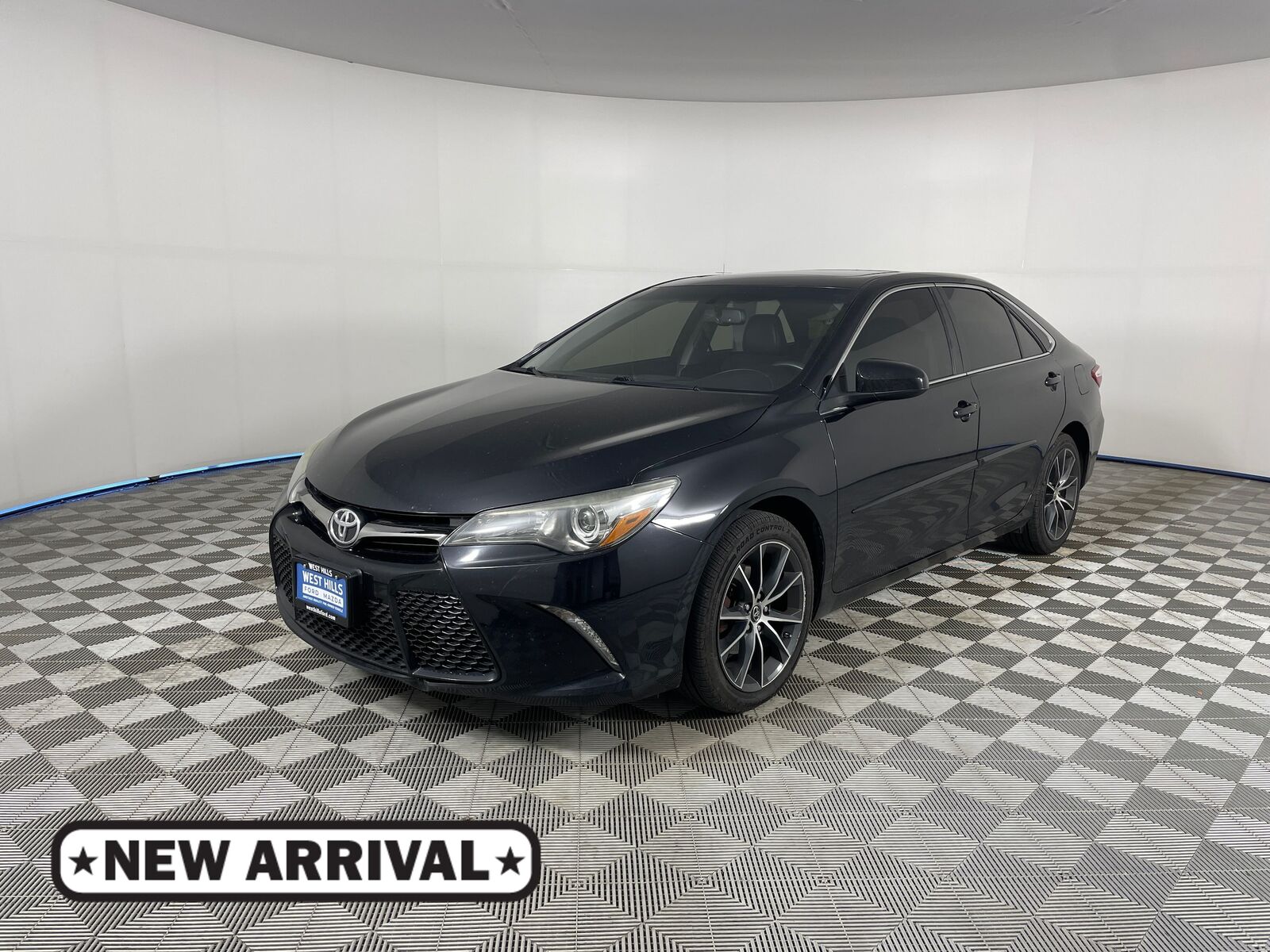 2017 TOYOTA Camry