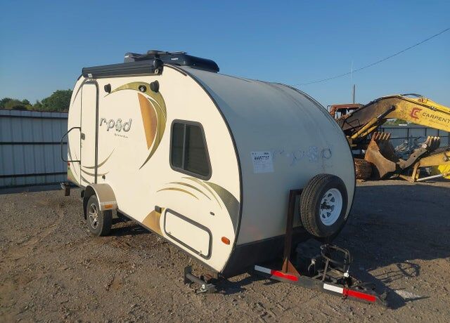 2015 FOREST RIVER Rpod Towable