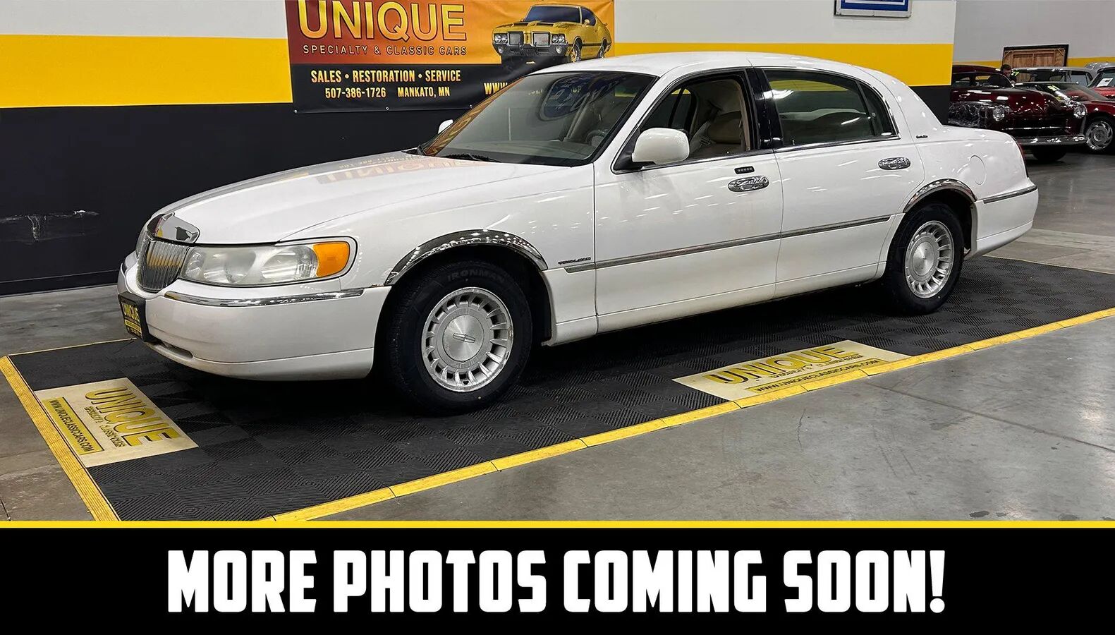 2001 LINCOLN Town Car