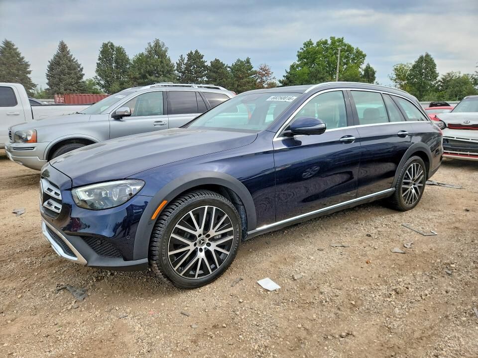 2022 MERCEDES-BENZ E-Class