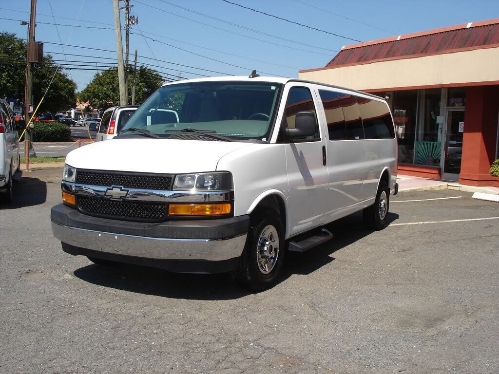 2018 CHEVROLET Express