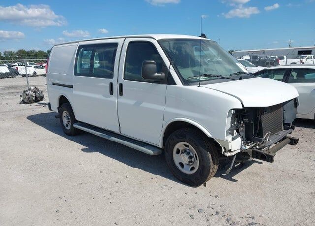 2021 CHEVROLET Express