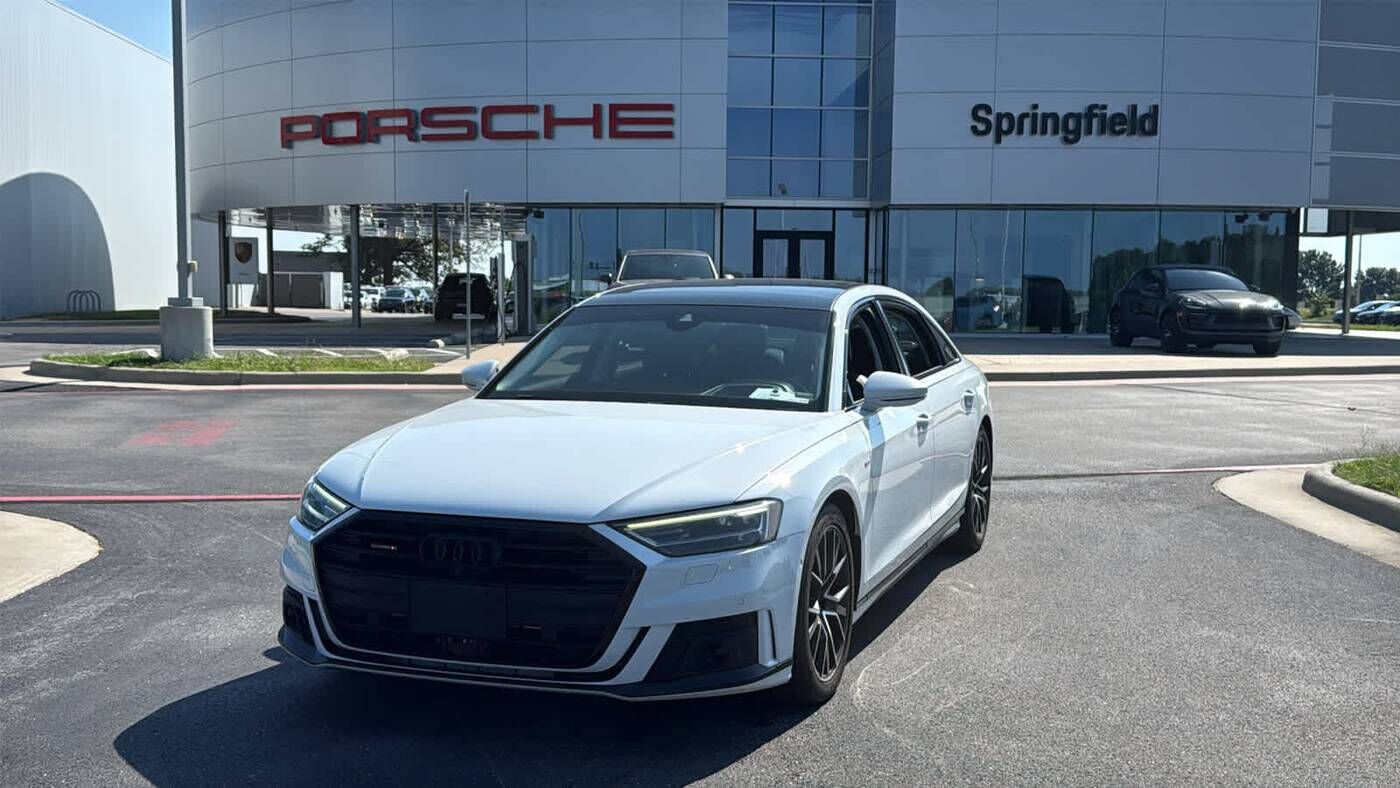 2021 AUDI A8