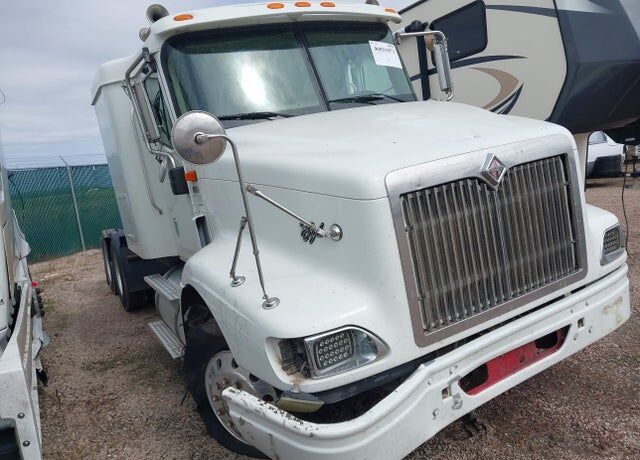 2005 INTERNATIONAL L9227