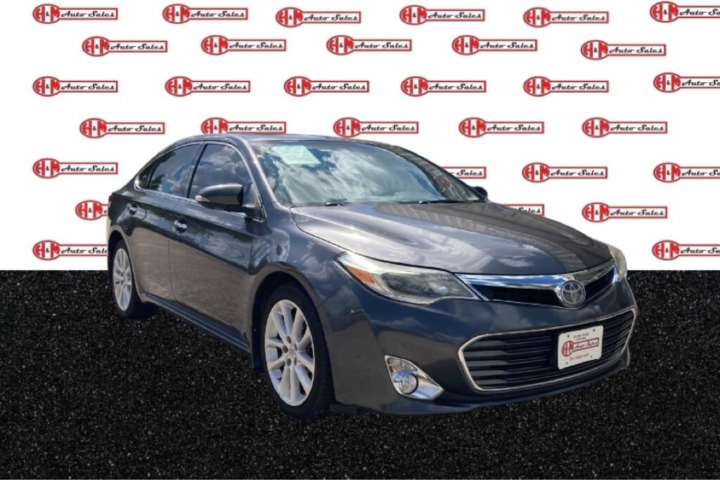 2013 TOYOTA Avalon