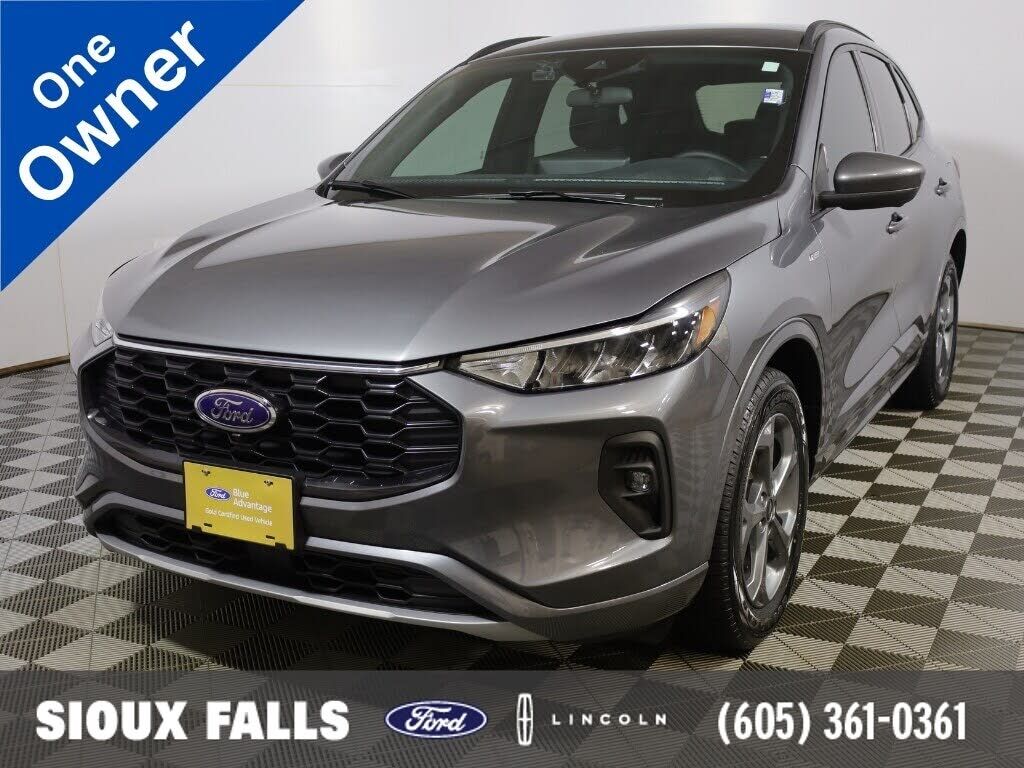 2024 FORD Escape