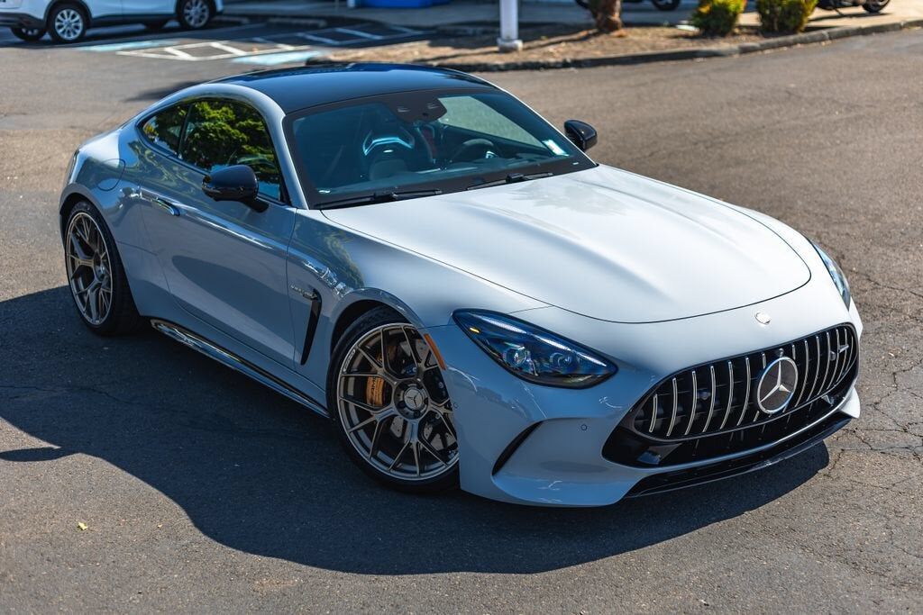 2025 Mercedes-Benz AMG GT